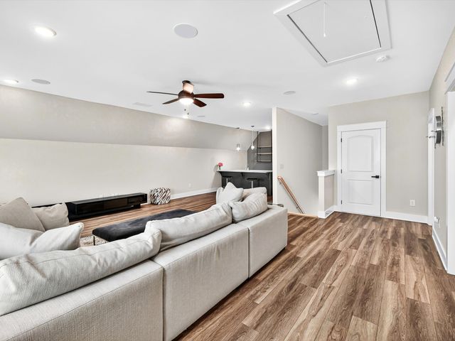 7023 Springwater St, Smyrna, TN 37167