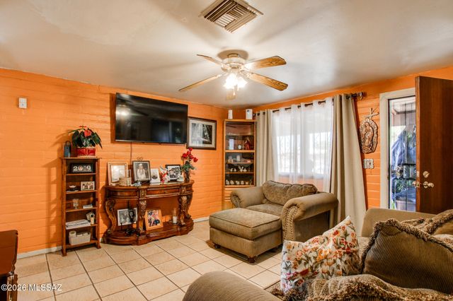 225 W Calle Margarita, Tucson, AZ 85706