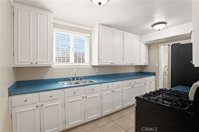650 E Mountain View, Barstow, CA 92311