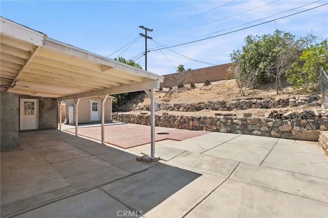 650 E Mountain View, Barstow, CA 92311