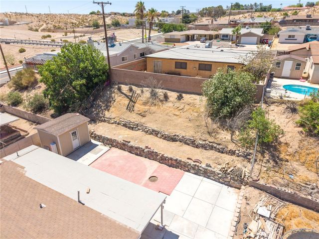 650 E Mountain View, Barstow, CA 92311