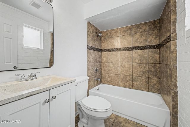 4720 W MONTEROSA Street, Phoenix, AZ 85031