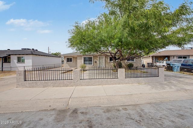 4720 W MONTEROSA Street, Phoenix, AZ 85031