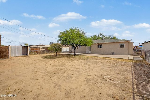 4720 W MONTEROSA Street, Phoenix, AZ 85031