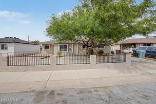 4720 W MONTEROSA Street, Phoenix, AZ 85031