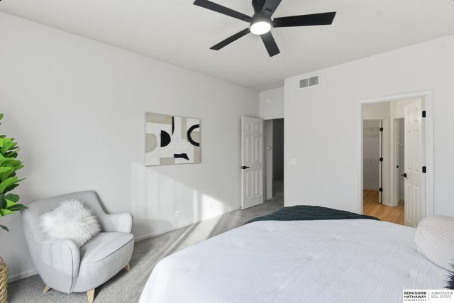 15127 Tibbles Street, Omaha, NE 68116