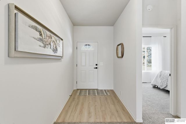 15127 Tibbles Street, Omaha, NE 68116