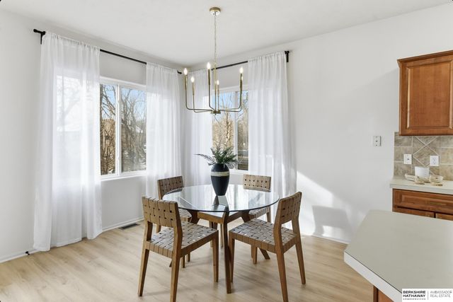 15127 Tibbles Street, Omaha, NE 68116