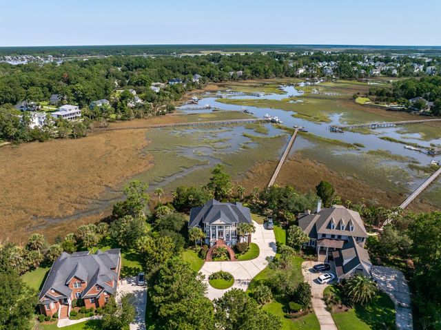 2384 Darts Cove Way, Mount Pleasant, SC 29466