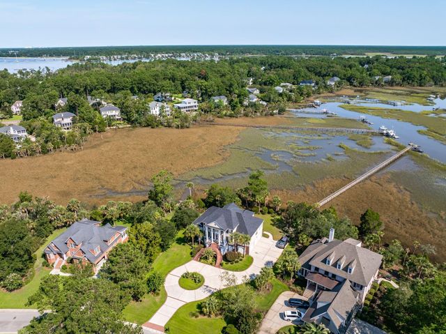 2384 Darts Cove Way, Mount Pleasant, SC 29466