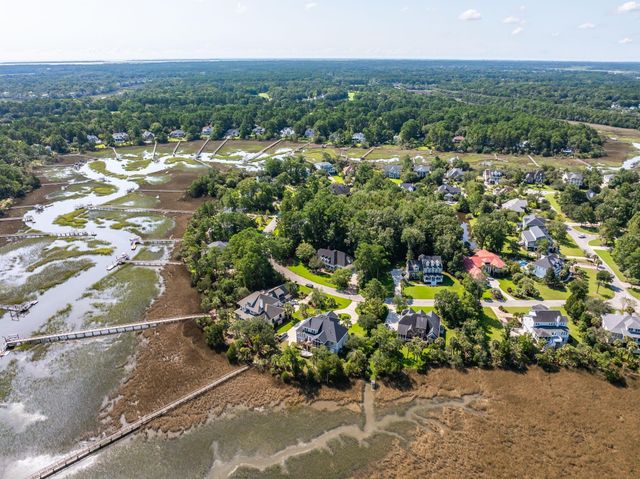 2384 Darts Cove Way, Mount Pleasant, SC 29466