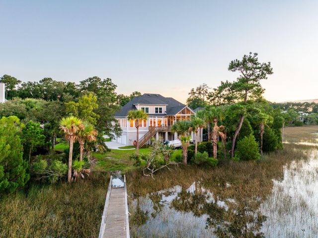 2384 Darts Cove Way, Mount Pleasant, SC 29466