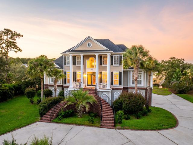 2384 Darts Cove Way, Mount Pleasant, SC 29466
