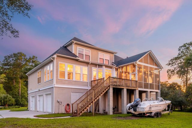 2384 Darts Cove Way, Mount Pleasant, SC 29466