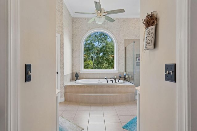 2384 Darts Cove Way, Mount Pleasant, SC 29466