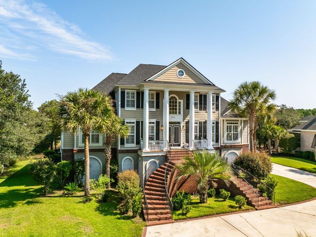 2384 Darts Cove Way, Mount Pleasant, SC 29466