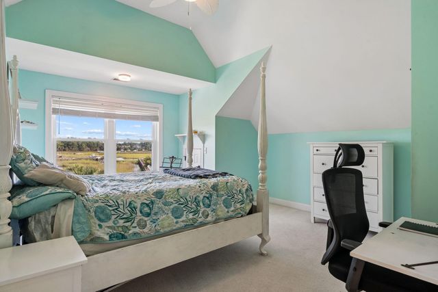 2384 Darts Cove Way, Mount Pleasant, SC 29466