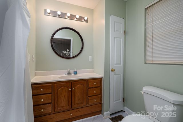 2541 Grandview Circle SW, Lenoir, NC 28645