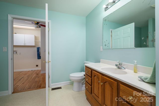 2541 Grandview Circle SW, Lenoir, NC 28645