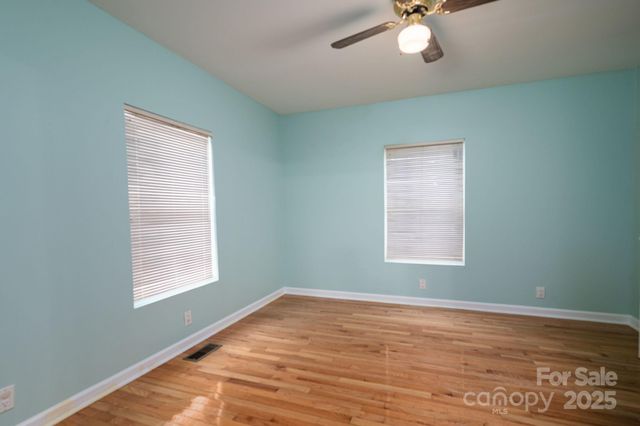 2541 Grandview Circle SW, Lenoir, NC 28645