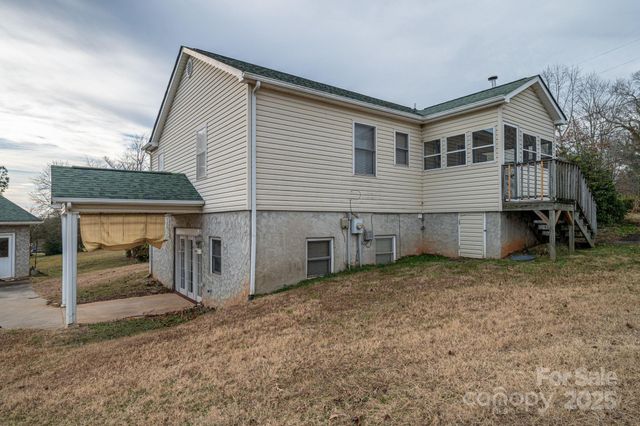 2541 Grandview Circle SW, Lenoir, NC 28645