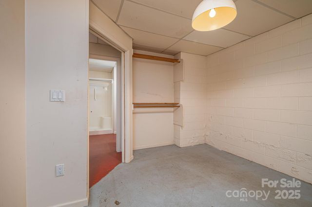 2541 Grandview Circle SW, Lenoir, NC 28645