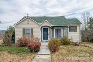2541 Grandview Circle SW, Lenoir, NC 28645