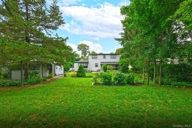 11 Bonnybill Drive, Centereach, NY 11720