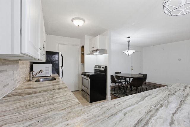 1000 Governors Dr 4, Winthrop, MA 02152