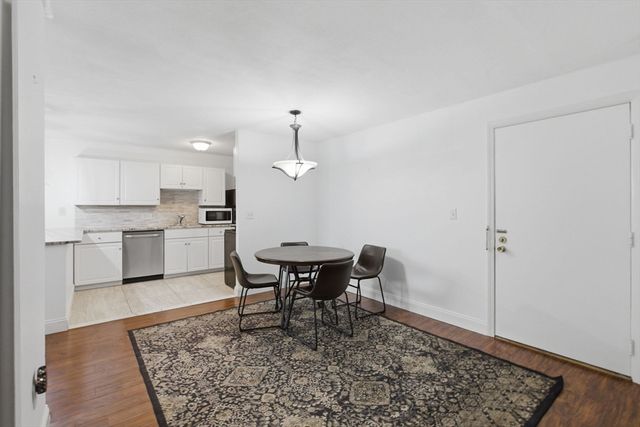 1000 Governors Dr 4, Winthrop, MA 02152