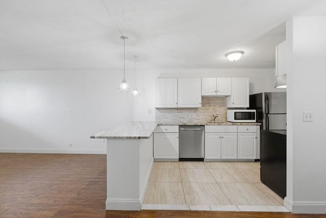 1000 Governors Dr 4, Winthrop, MA 02152