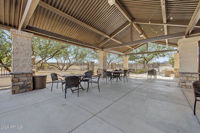 2409 W ALLENS PEAK Drive, San Tan Valley, AZ 85144