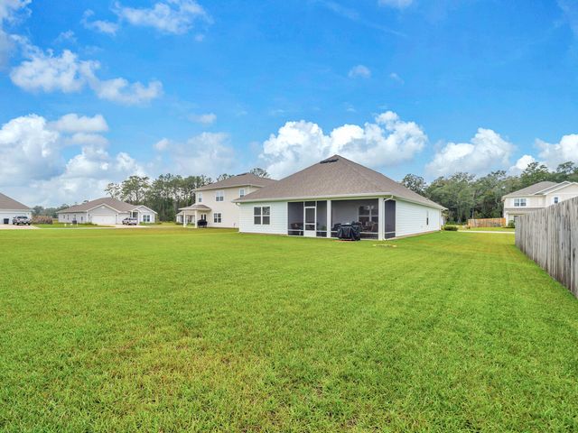 131 W Oak Trees Lane, Freeport, FL 32439