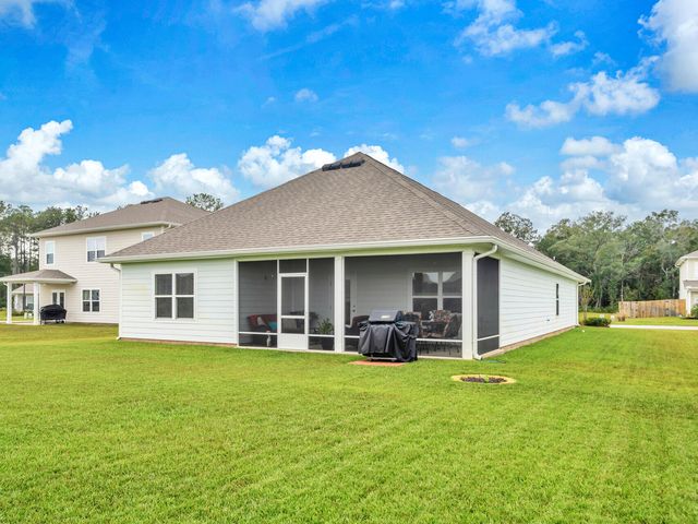 131 W Oak Trees Lane, Freeport, FL 32439