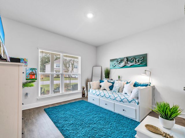 131 W Oak Trees Lane, Freeport, FL 32439
