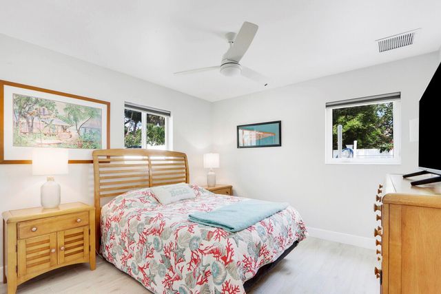 27 WILLOW Road, Tequesta, FL 33469