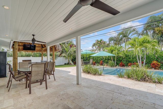 27 WILLOW Road, Tequesta, FL 33469