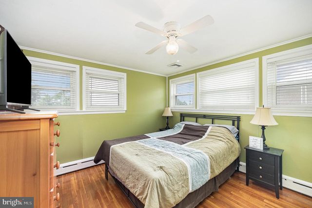 3011 GREENWOOD ST, Harrisburg, PA 17111
