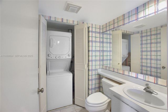 1515 15th Ct, Palm Beach Gardens, FL 33410