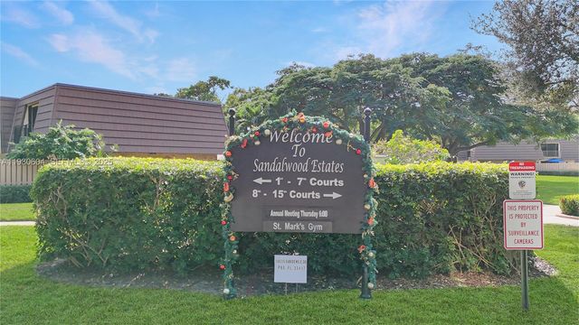 1515 15th Ct, Palm Beach Gardens, FL 33410