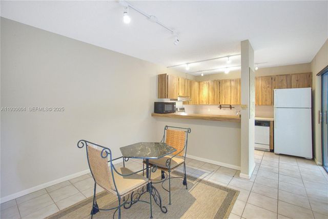 1515 15th Ct, Palm Beach Gardens, FL 33410