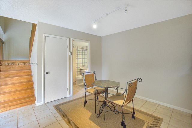 1515 15th Ct, Palm Beach Gardens, FL 33410