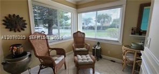 1000 SW 11th Ave 10E, Hallandale Beach, FL 33009