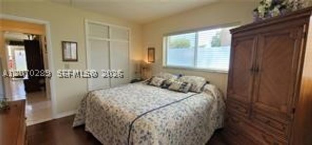 1000 SW 11th Ave 10E, Hallandale Beach, FL 33009