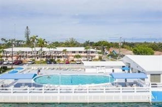 1000 SW 11th Ave 10E, Hallandale Beach, FL 33009