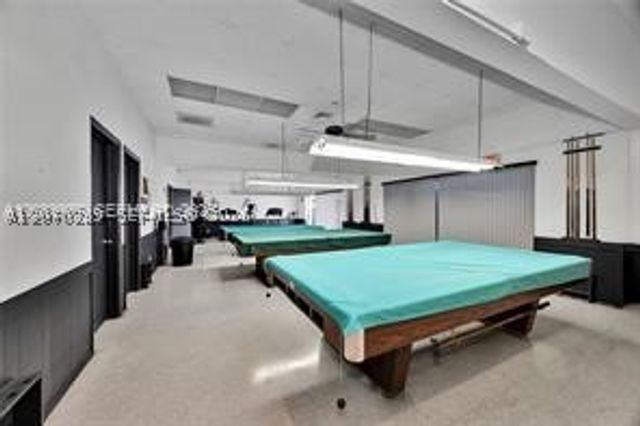 1000 SW 11th Ave 10E, Hallandale Beach, FL 33009