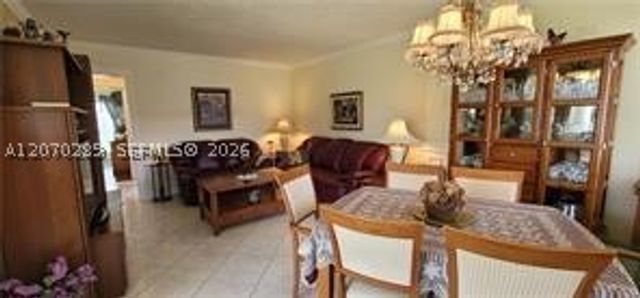 1000 SW 11th Ave 10E, Hallandale Beach, FL 33009