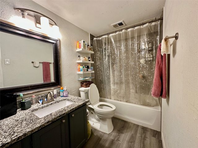 18333 Roehampton Drive 313, Dallas, TX 75252