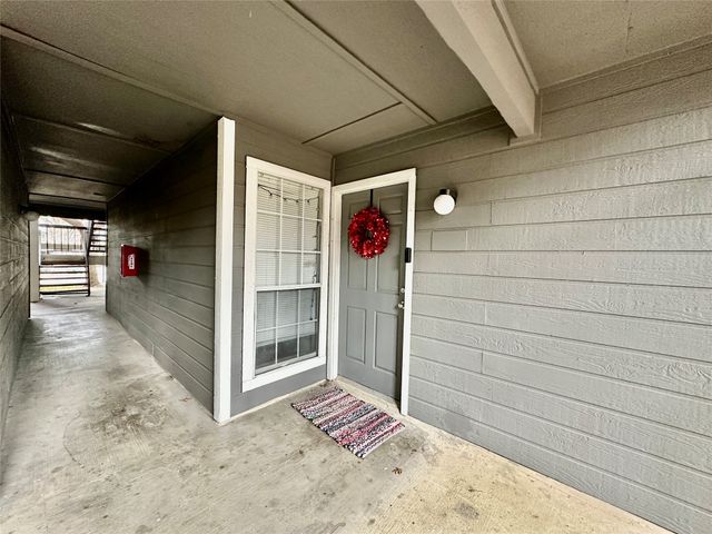 18333 Roehampton Drive 313, Dallas, TX 75252