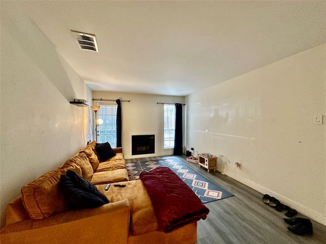 18333 Roehampton Drive 313, Dallas, TX 75252